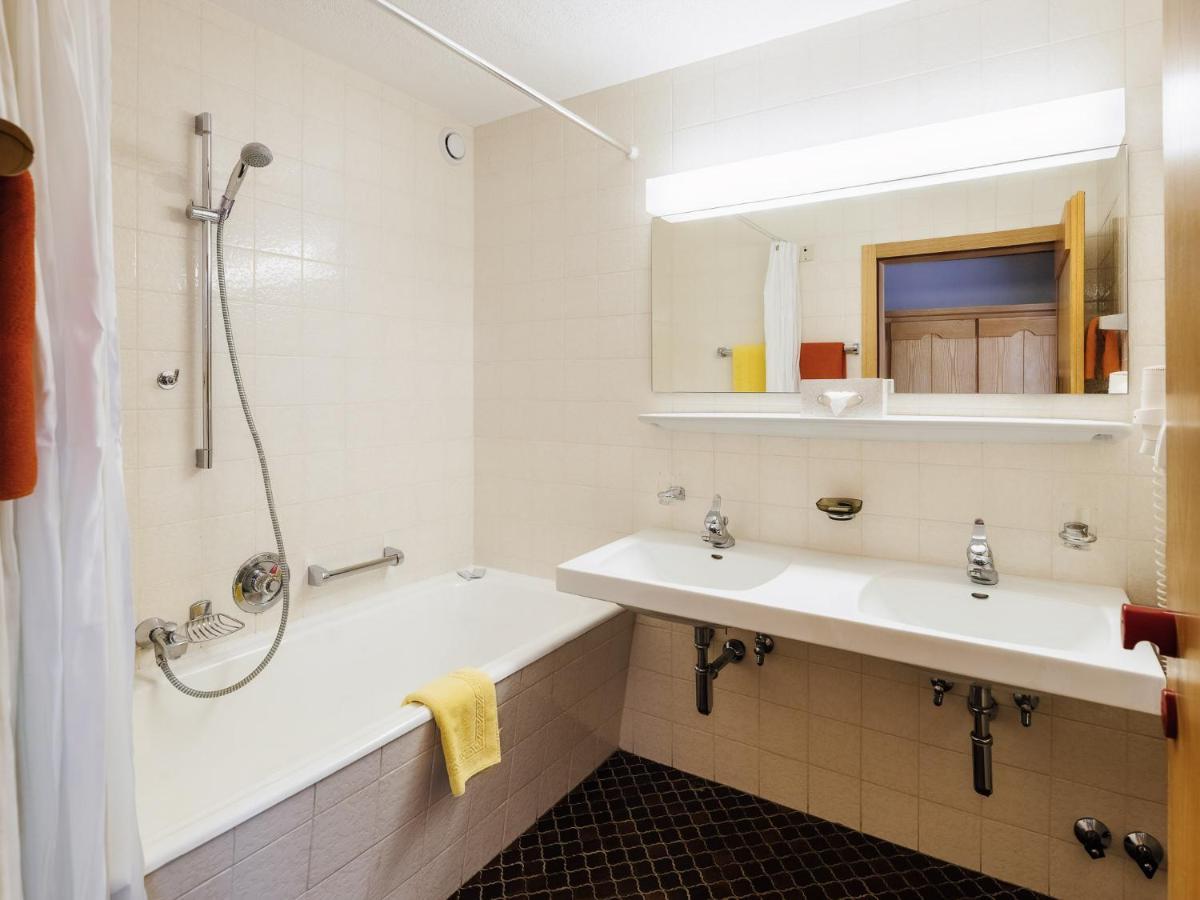 Hotel Komperdell Зерфаус Екстер'єр фото