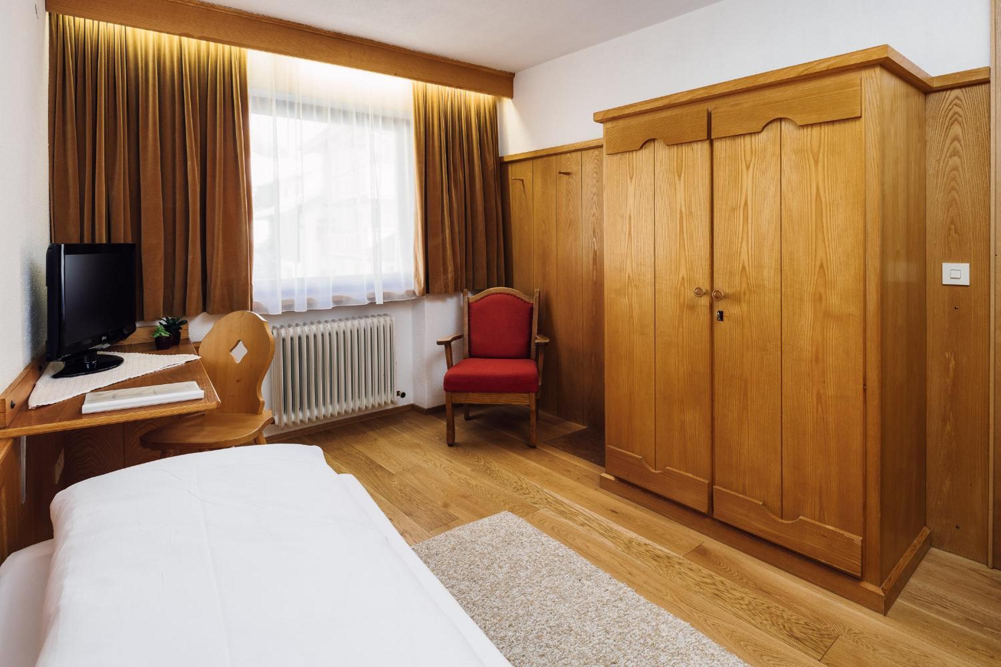 Hotel Komperdell Зерфаус Екстер'єр фото