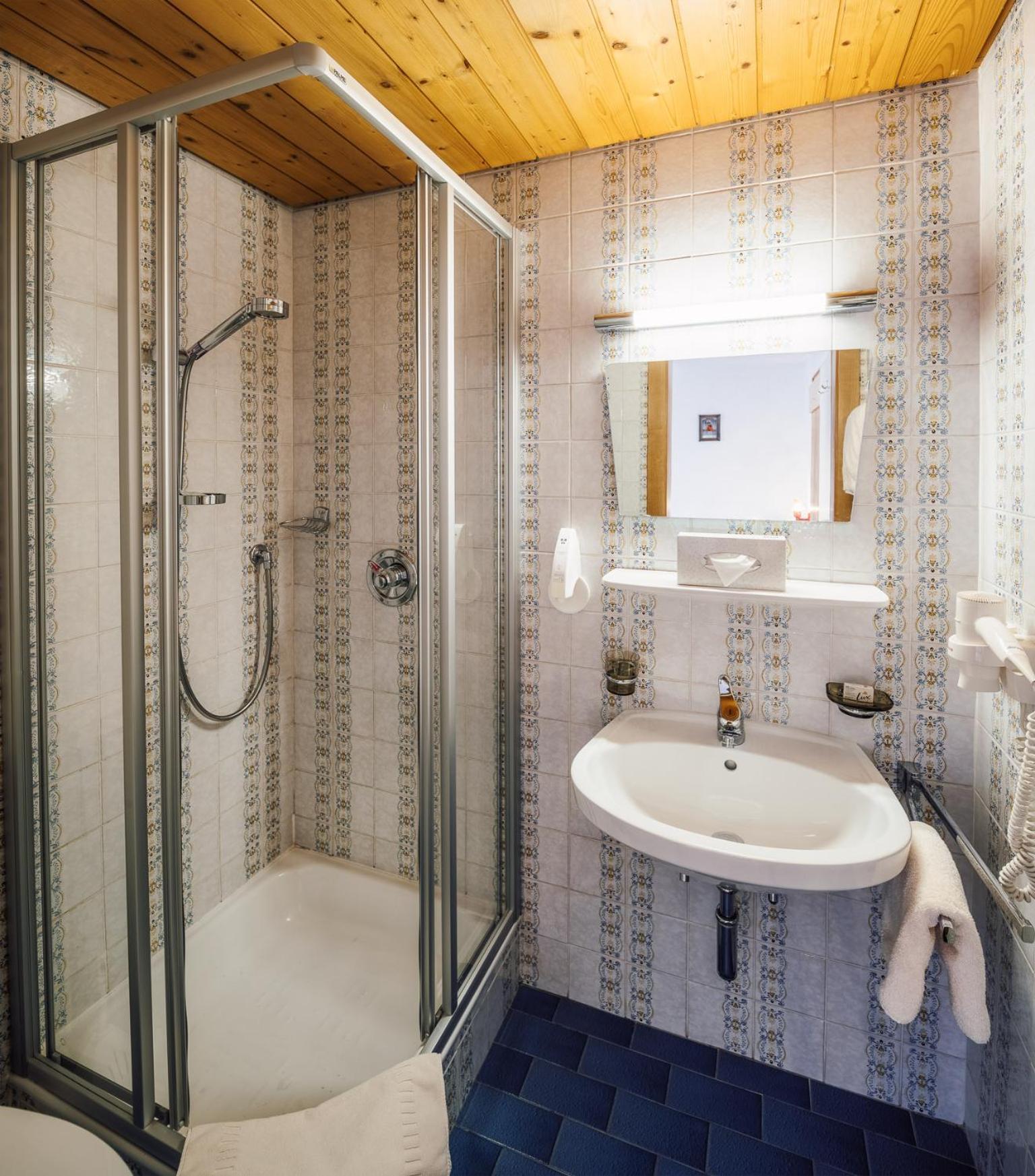 Hotel Komperdell Зерфаус Екстер'єр фото