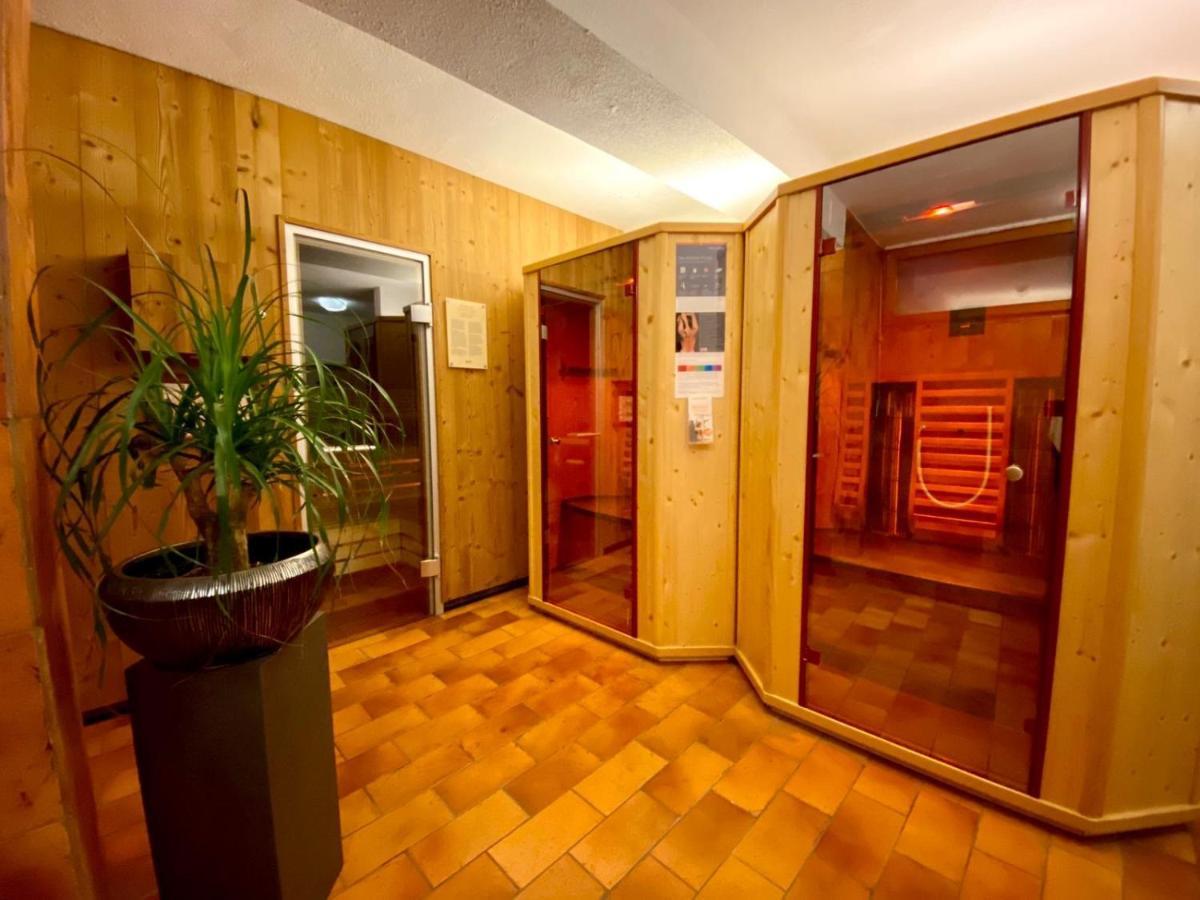 Hotel Komperdell Зерфаус Екстер'єр фото